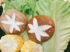 杂菜拼盘-顺德公广东猪肚鸡·煲仔饭(白石洲店)