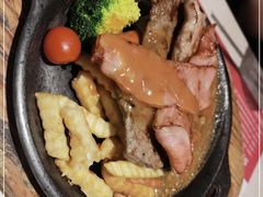 -香港新发烧腊茶餐厅(书城店)