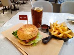 -必胜客(远大路店)