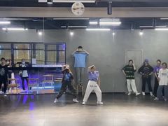 -零下舞度·街舞连锁机构(万科中心店)