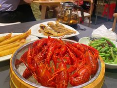 -聚汇三少·龙虾·中餐厅(莫邪路新天地店)