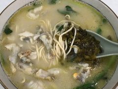 -明呈黄鱼面馆(斜土路店)