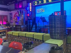 -马路牙子烧烤音乐酒馆(望京店)
