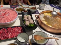 -牛村来人潮汕牛肉火锅(西单店)