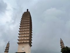 -三塔倒影公园