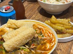 -粉八·云南米线·建水烧烤(常熟路店)