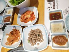 -唯成•韩国炭火烤肉 유성고기