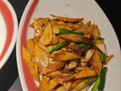 -麻六记(凤凰汇店)