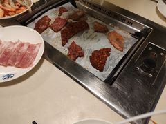 -爱客得牛排海鲜烤肉·火锅自助(春熙路黑金好店)