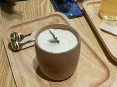 -ZING COFFEE 镜咖啡