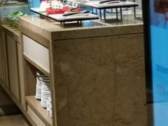 -大中华希尔顿酒店-念自助餐·嗨啤·小龙虾