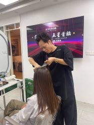 -首脑美发沙龙