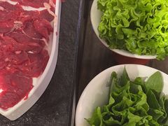 -醉董牛川派鲜肉自选火锅(烟台店)