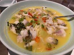 -港丽餐厅(来福士店)