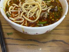 -陇上全荟兰州传统牛肉面(延吉路店)