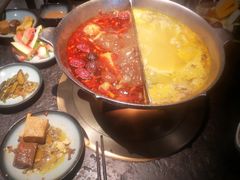 -湊湊火锅·茶憩(新中关购物中心店)