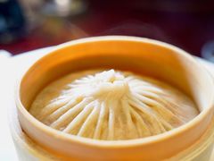 蟹黄汤包-萬國春·中菜馆(颐和公馆店)