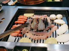 -臻牛烤肉