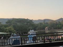 -清迈夜间动物园