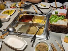 -海底捞火锅(新松江路生日主题店)
