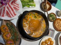 -贵府酸汤牛肉火锅·贵州老字号(飞山街店)