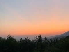 -鬼笑石后山停车场