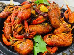 -江城燕子大排档(江汉路步行街店)