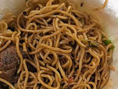 -佬钱湾仔(衣裳街店)