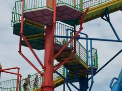 -平湖九龙山乐满地水上乐园