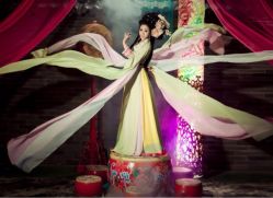 iphone_upload_pic-九月鹰飞汉服摄影工作室
