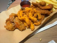 -必胜客(上海华谊新所店)