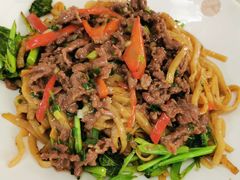 湿炒牛肉芥兰粿条-华威达牛庄(黄埔大道西店)