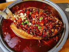 重庆麻辣烤鱼-炉小二铜锅牛蛙•川湘菜(三里屯店)
