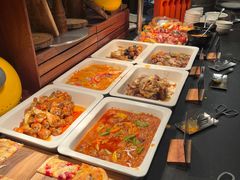 -松咖啡自助餐厅·松北香格里拉