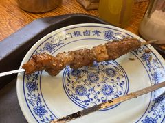 纯鲜羊腿肉（串）-门框胡同百年卤煮(新街口店)