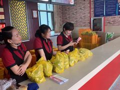 -淀山湖服务区餐厅