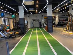 -Freedom Fitness私教健身俱乐部(徐虹北路店)