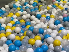 -嗨翻Hi-Fun竞技主题乐园·蹦床亲子生日轰趴(国光1937店)