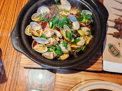 -蚝堡海鲜·威海菜·海肠捞饭·烧烤·亚洲吃蚝公司(幸福门店)