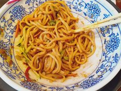 -亿诣蝎府炸酱面羊蝎子火锅(酷车小镇店)