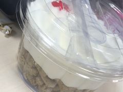 -红宝石·鲜奶小方·海派西点房(金杨店)