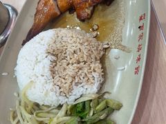 蒜香烤鸡腿饭-百家鸡味馆(清泰店)
