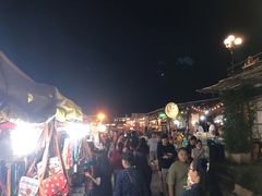 -席娜卡琳火车铁道夜市