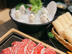 企鹅丸-湊湊火锅·茶憩(和平大悦城店)