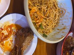 -爆炸头阿姨小四川正宗川味小吃(无任何分店)