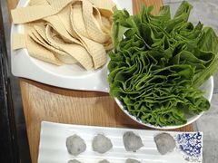 -楼外楼大刀肉传统火锅居(幸福街店)