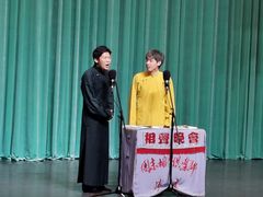 -周末相声俱乐部