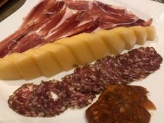 西班牙伊比利亚火腿配风干肠-Mezomd曼索蒂西班牙餐厅(广粤店)
