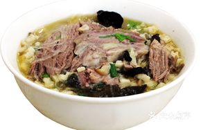 Old Mi's Beef Noodle Soup with Crumbled Flatbread