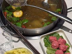 -山海龙·潮汕牛肉火锅(奥林春天店)